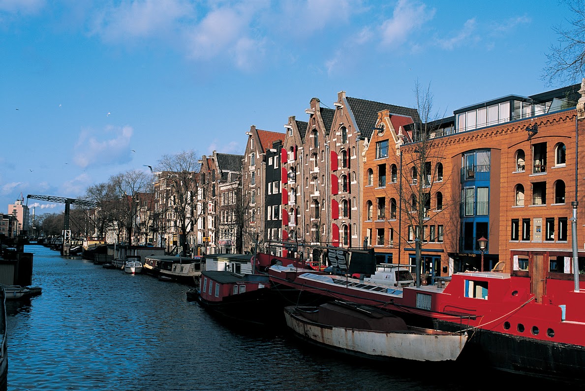 Amsterdam_case-sui-canali