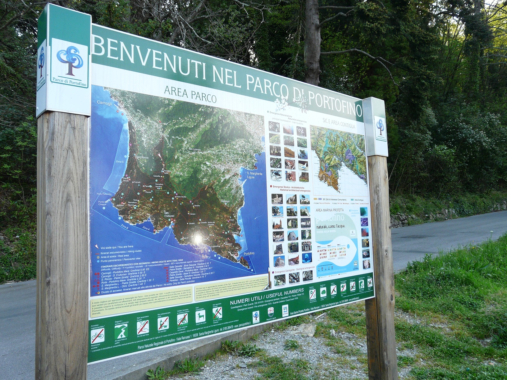 Portofino - l'ingresso del parco sul promontorio