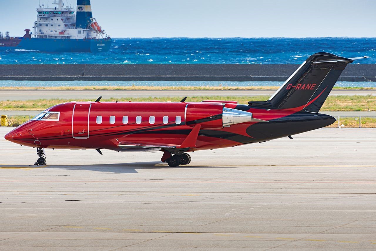 Aeroporto di Genova - Aeromobili aviazione generale (1)